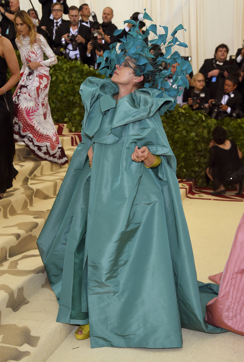 Glumica šokirala na crvenom tepihu, njen kiks je nadmašio sve!