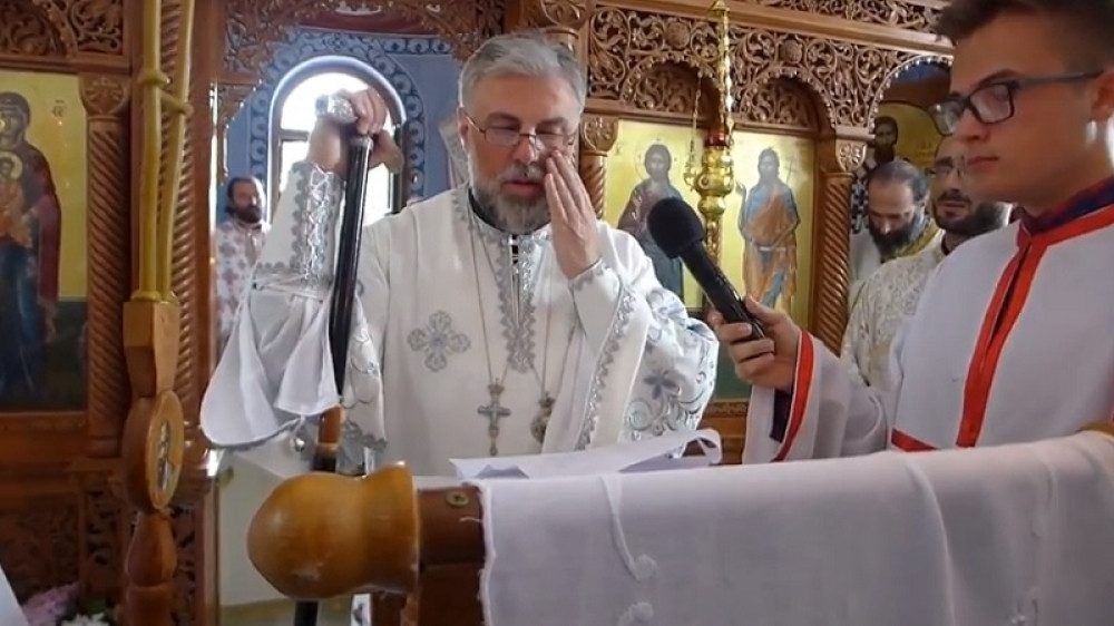 Vladika Grigorije se u suzama oprostio od Hercegovaca