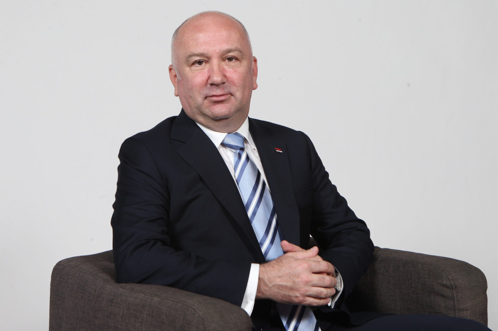 Ministar Popović opet zapretio da će preći u opoziciju, analitičar otkriva detalje iz života biznismena!