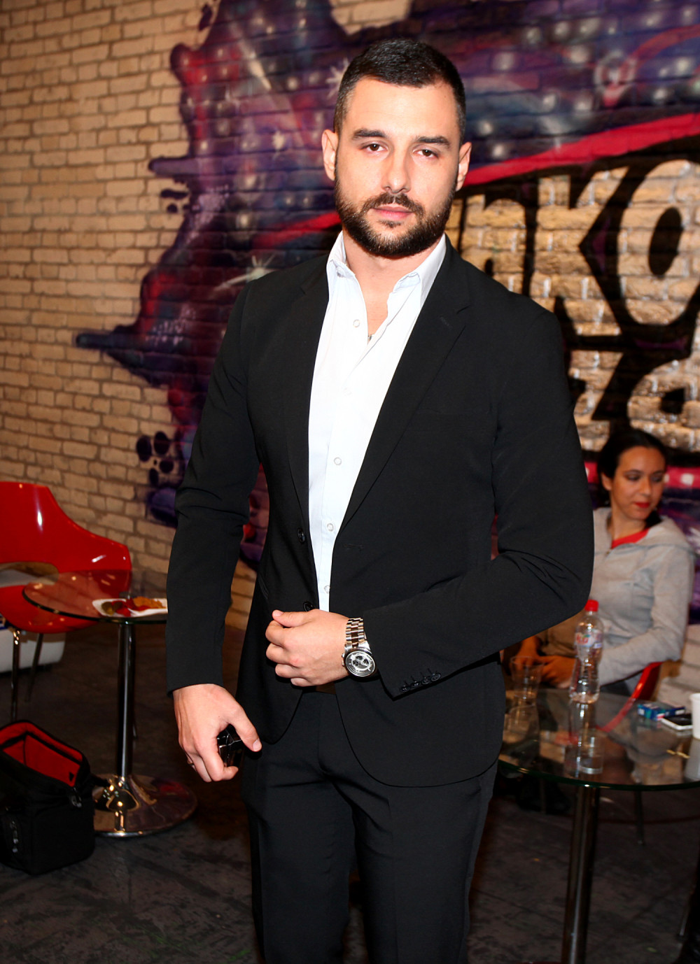 Nemanja Stevanović se OGLASIO povodom navoda je IZBIO POŽAR u njegovom stanu! (FOTO)