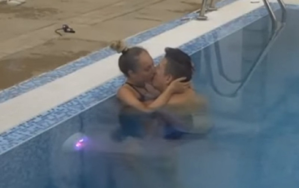 Sloba se ljubio sa Lunom u bazenu, a onda se sa Kijom prisećao prosidbe!