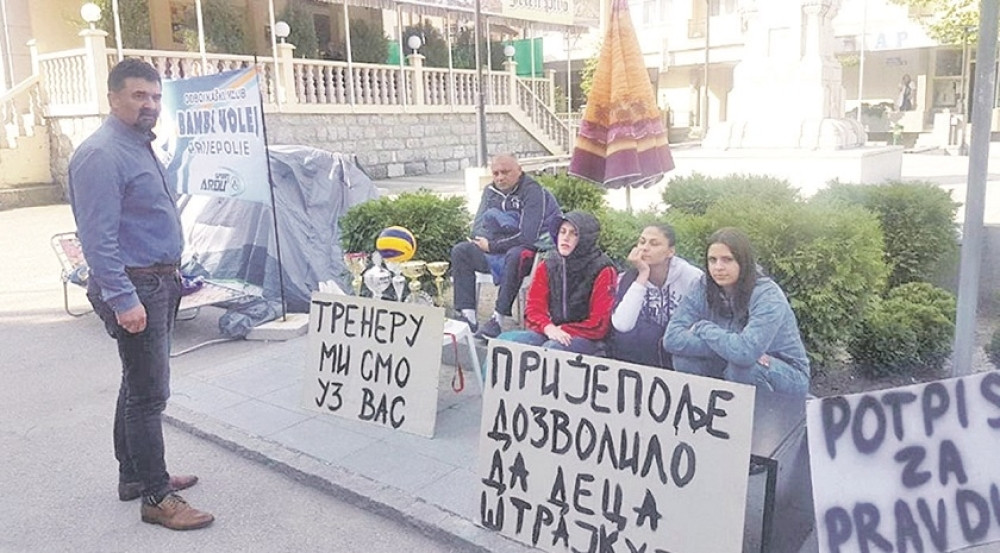 Odbojkašice stupile u štrajk glađu