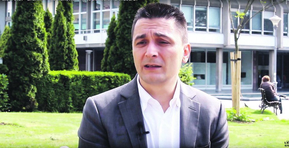 Kuzmanović: Žene nisu pušači, nego pušačice!