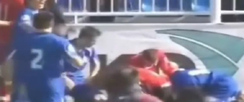 Fudbaler umro usred utakmice, gledaoci plakali u neverici!