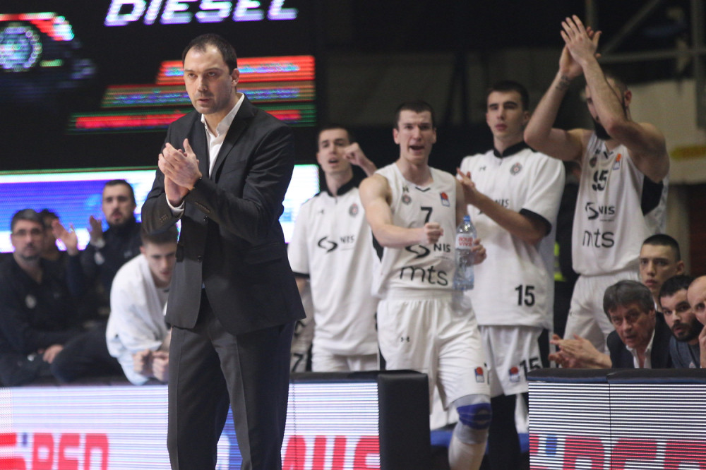 Partizan demolirao Vrščane!