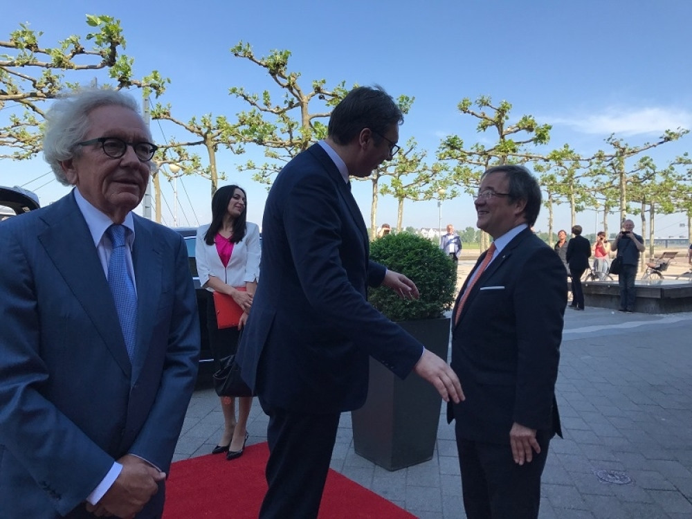 Vučić sa predsednikom Vlade Severne Rajne (FOTO)