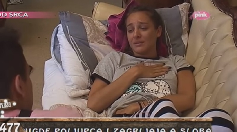 RAZOČARALA SE U MUŠKARCE, PA PRELAZI NA ŽENE Luna Đogani spremna za vezu sa ovom zadrugarkom! (VIDEO)