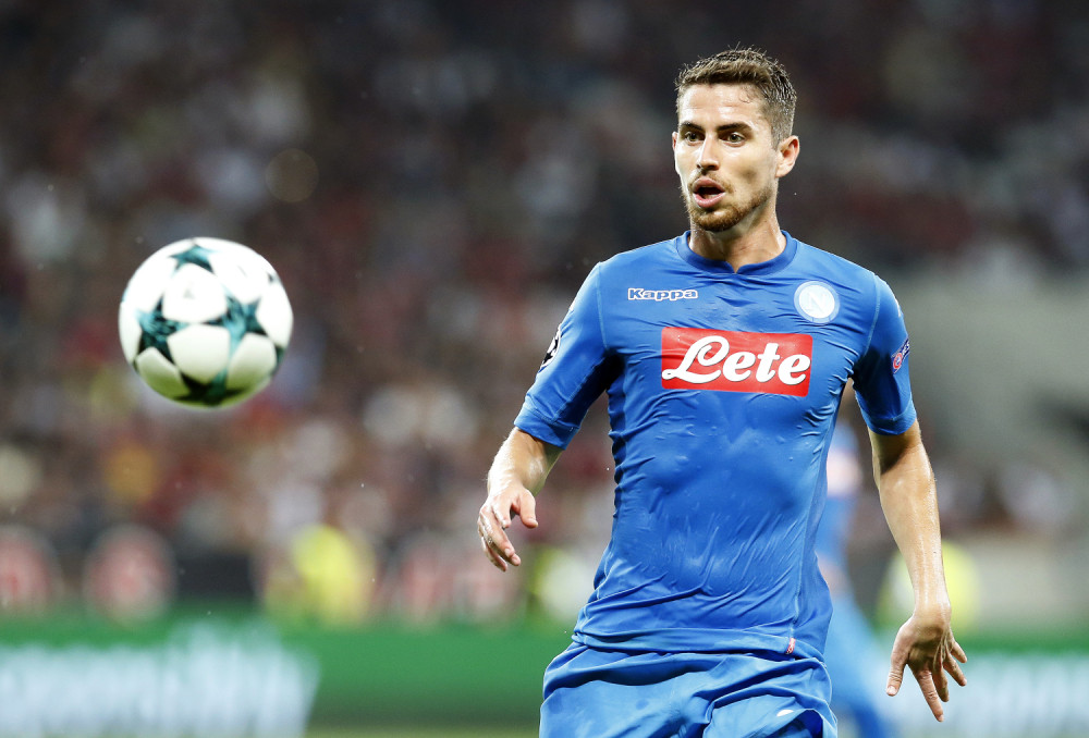 On zarađuje milione, a majka mu GRCA U SUZAMA (VIDEO)