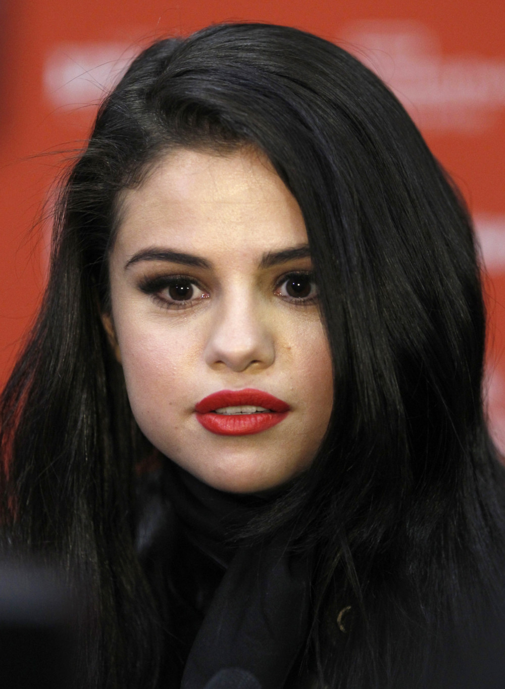 Slavni dizajner ŽESTOKO uvredio Selenu Gomez, njeni fanovi ga ispljuvali!