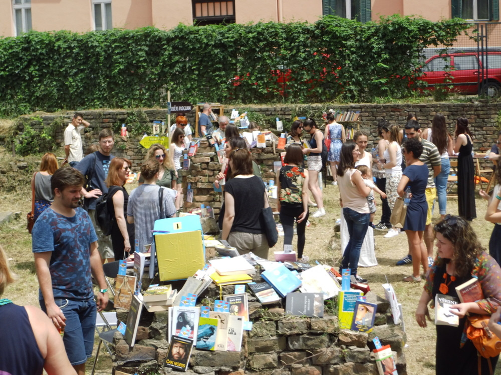 Trampom do prave knjige