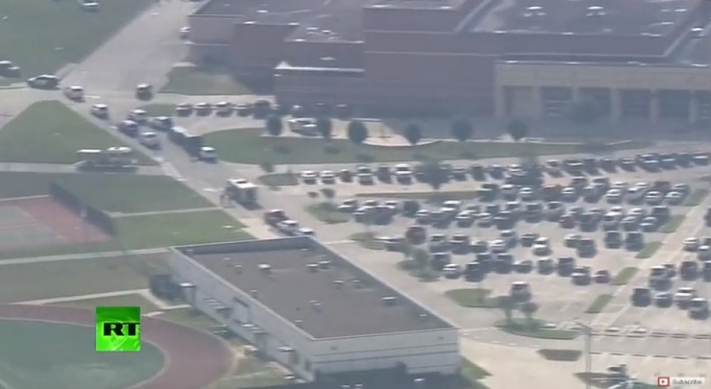 Pucnjava u srednjoj školi, ima mrtvih!