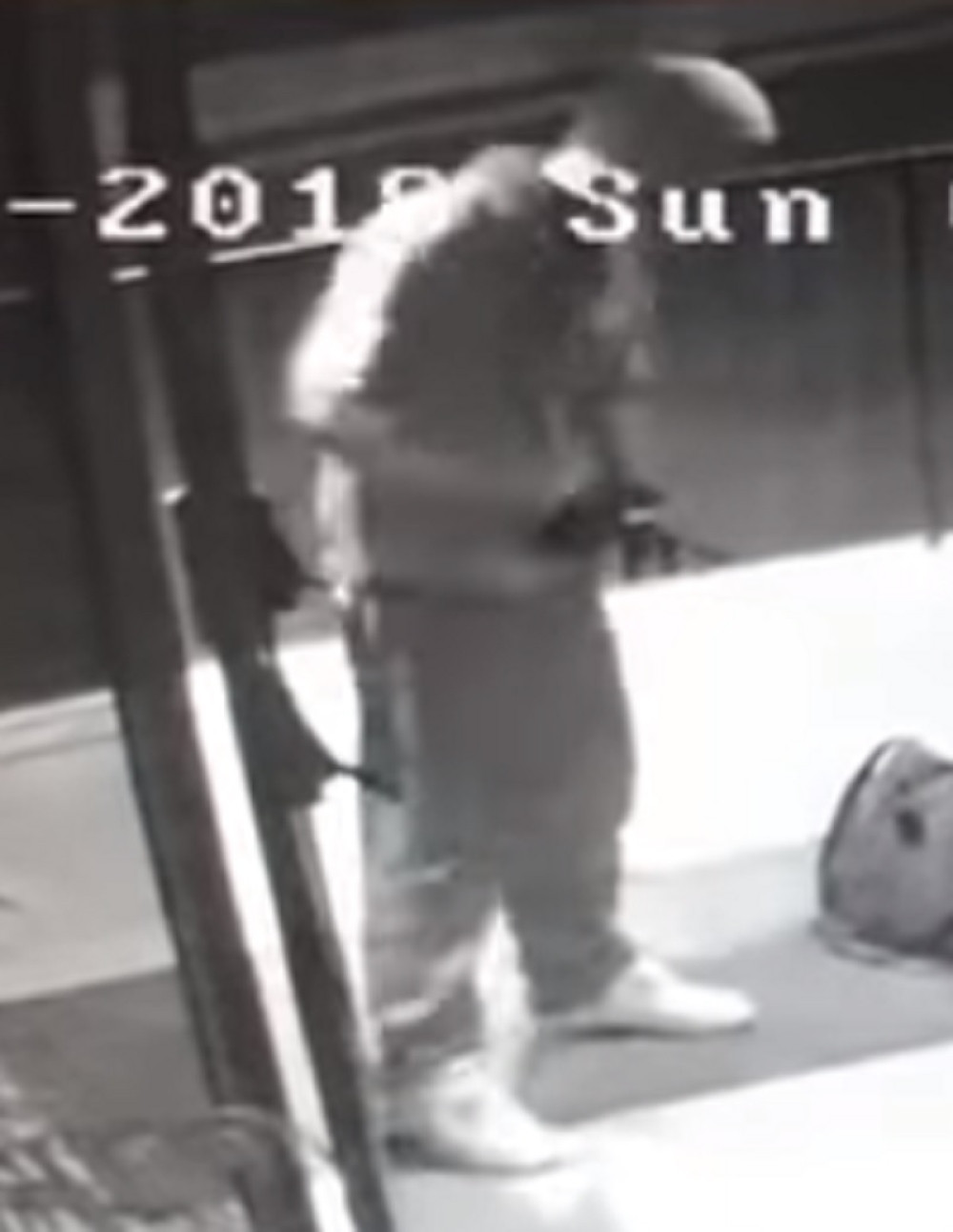 Lopovi odvalili kasu u centru Beograda kada je naišla patrola, imali su samo JEDNU MOGUĆNOST