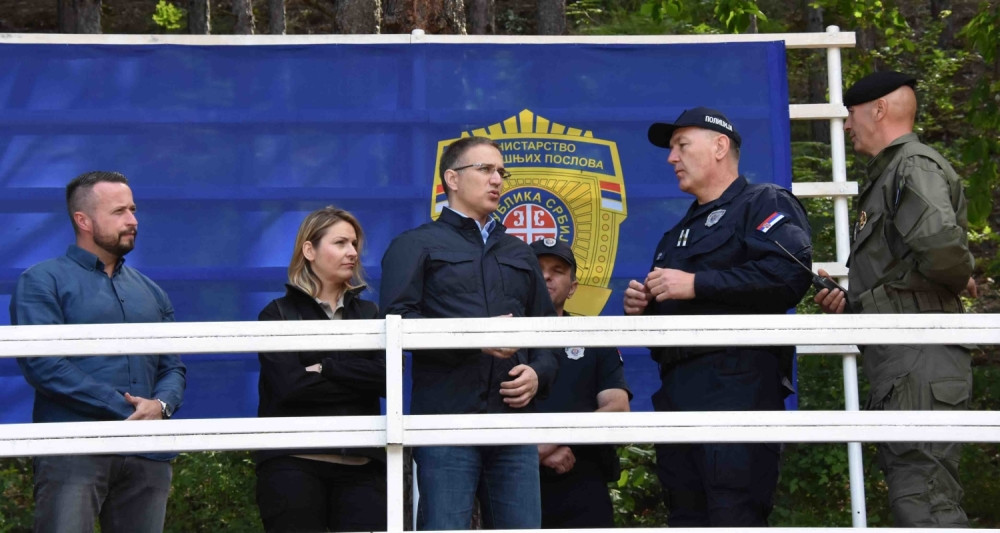 Stefanović: Hoćemo policiju koja će osigurati mirne ulice