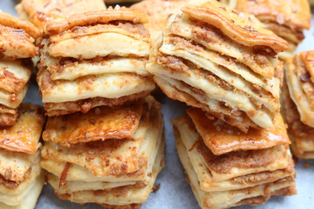 Lisnate pogačice sa čvarcima