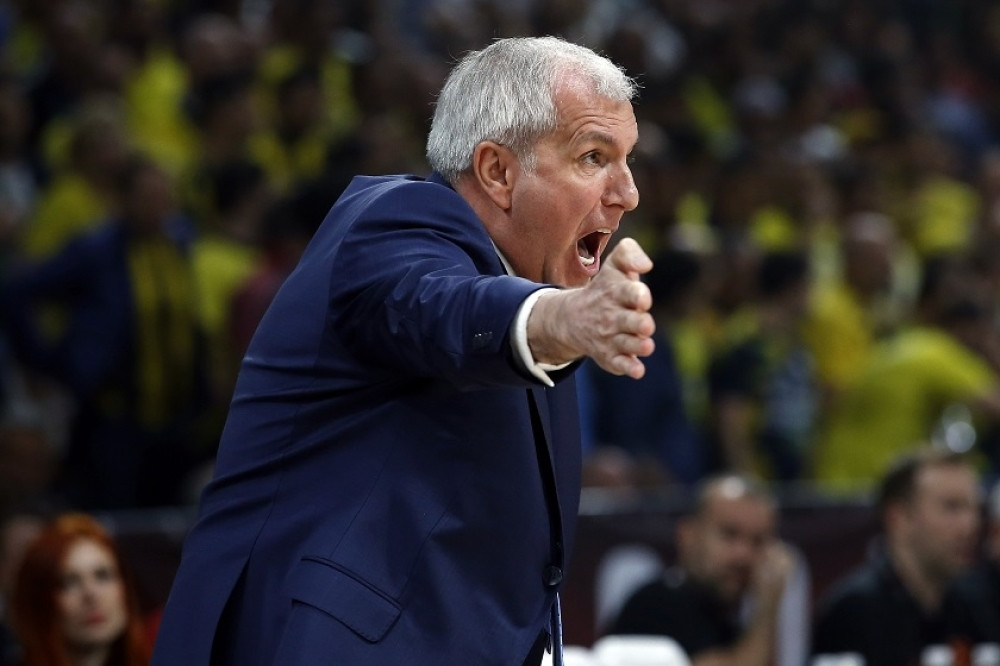 Zvezda ih ispratila sa stotkom, a sada su srušili Željkov Fener! (VIDEO)