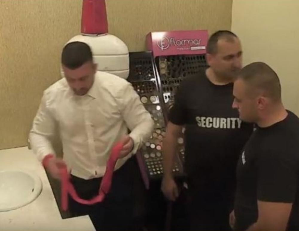 Nina i Mladen se posvađali i pobacali burme!