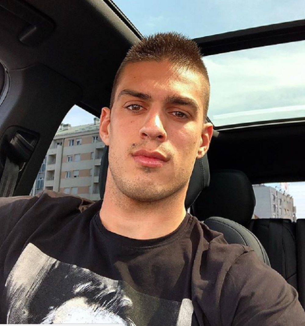 Pevačice, voditeljke, pa i Vujadin Savić zovu vas na PLES, a sa njima i SLAVNI DIZAJNER