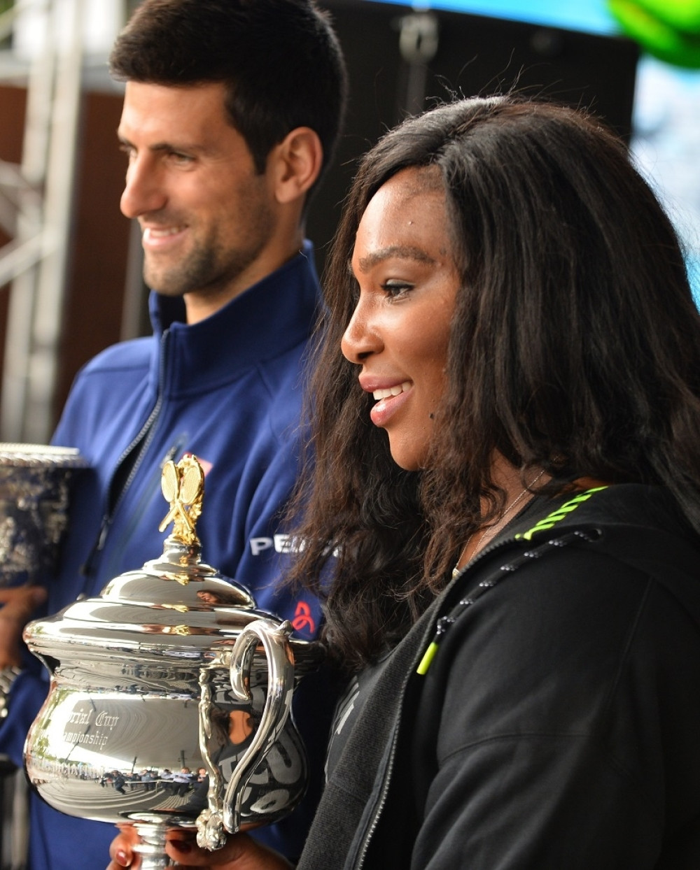 Statistika je kao bikini, pokazuje sve a ništa ne otkriva(VIDEO)