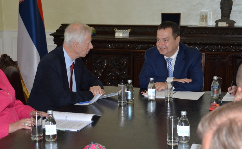 Dačić i Dion potpisali Sporazum o vazdušnom saobraćaju