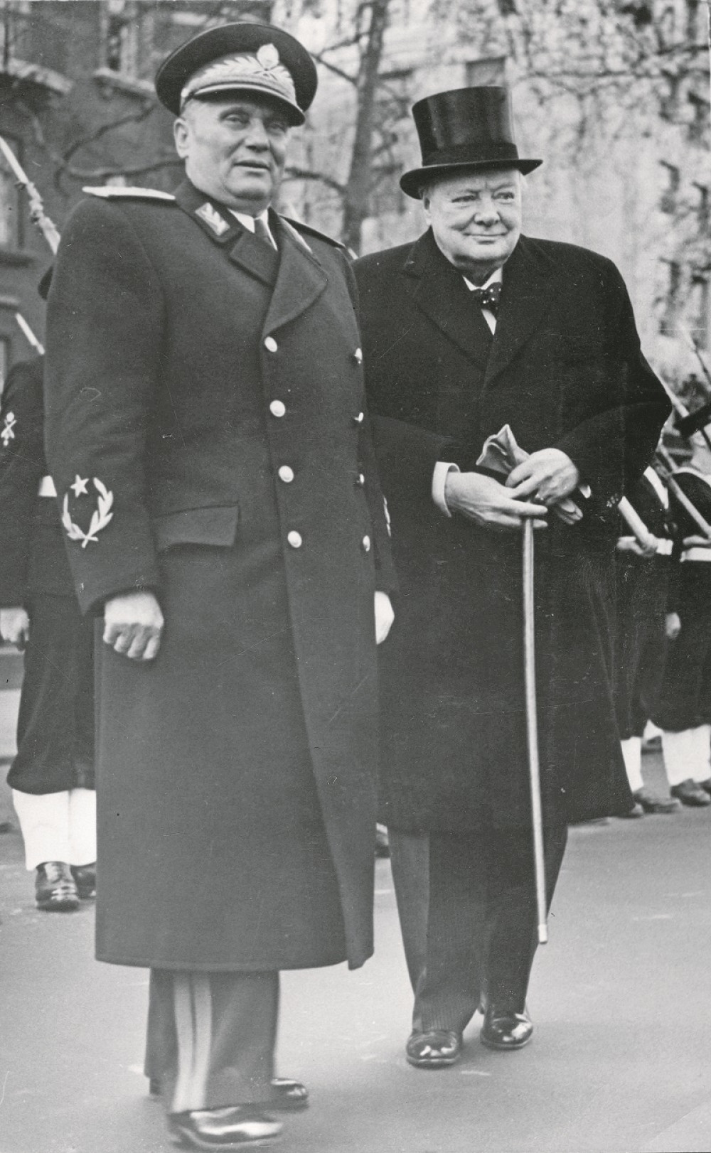 Vinston Čerčil više "nije deo istorije", Britanci bruje!