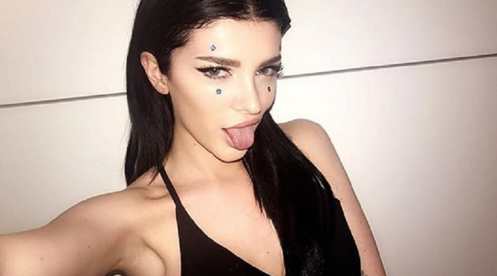 Himnu Mondijala peva Albanka koja je žestoko razbesnela sve Srbe! (FOTO)