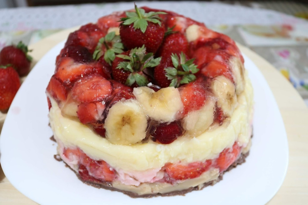 Veseli voćni kuglof