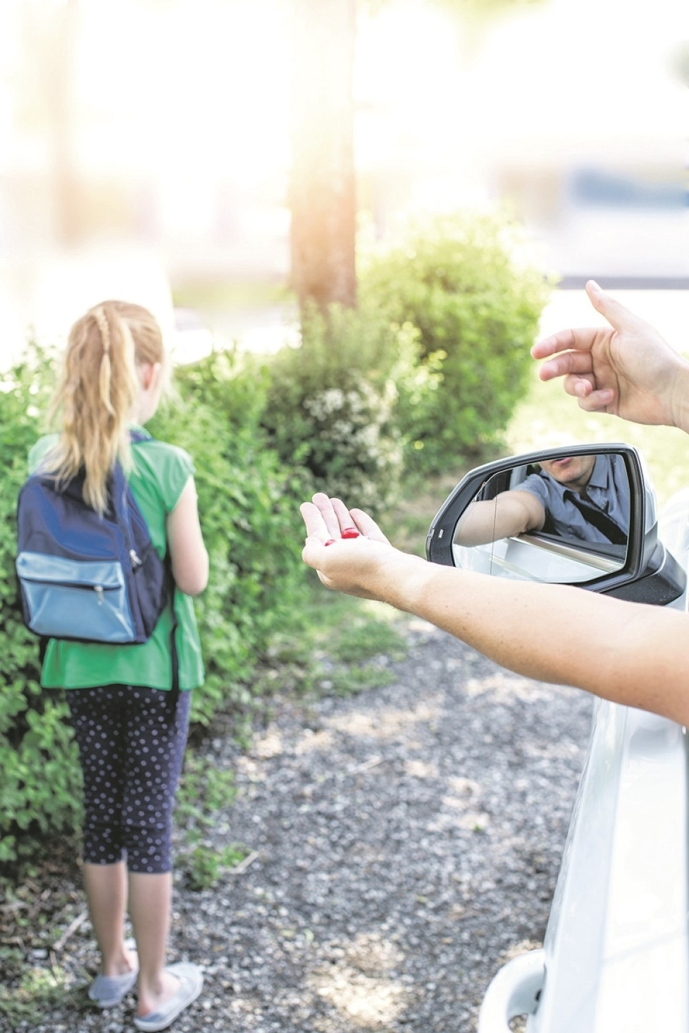 Devojčici nudio pare da je pipka!