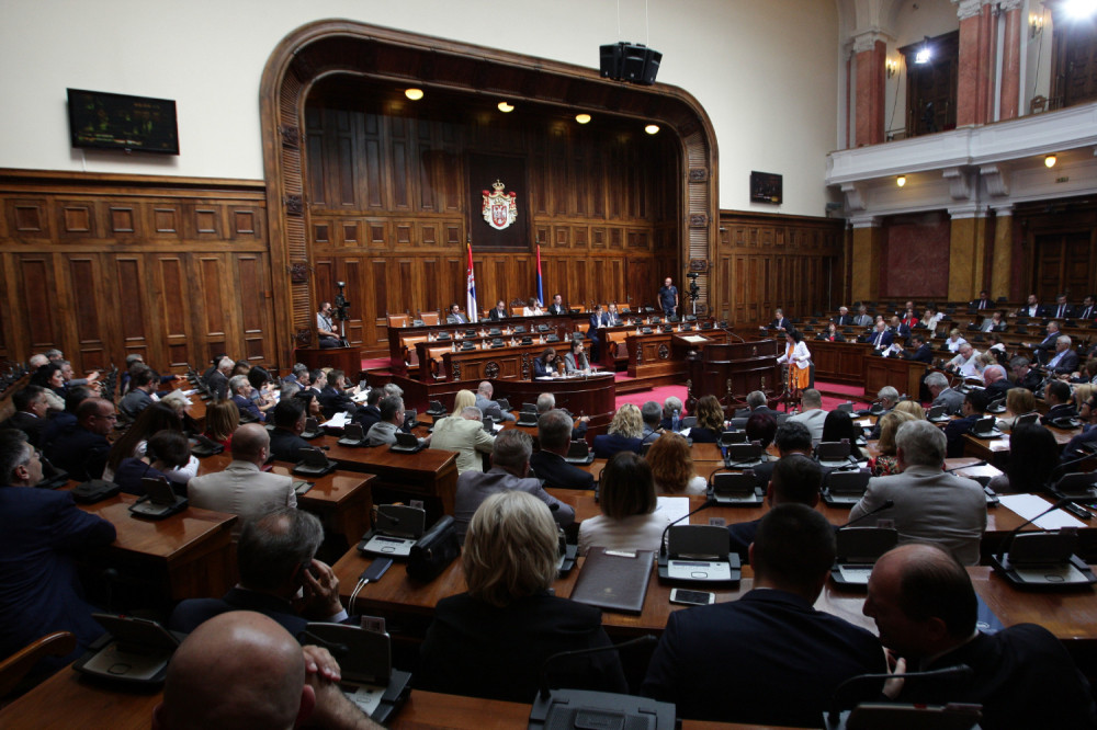 Skupština danas o leks specijalisu za kredite u švajcarcima