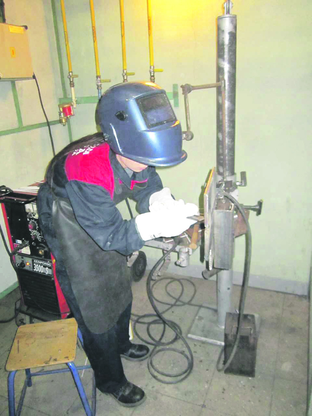 Najbolja zavarivačica na svetu bez posla!