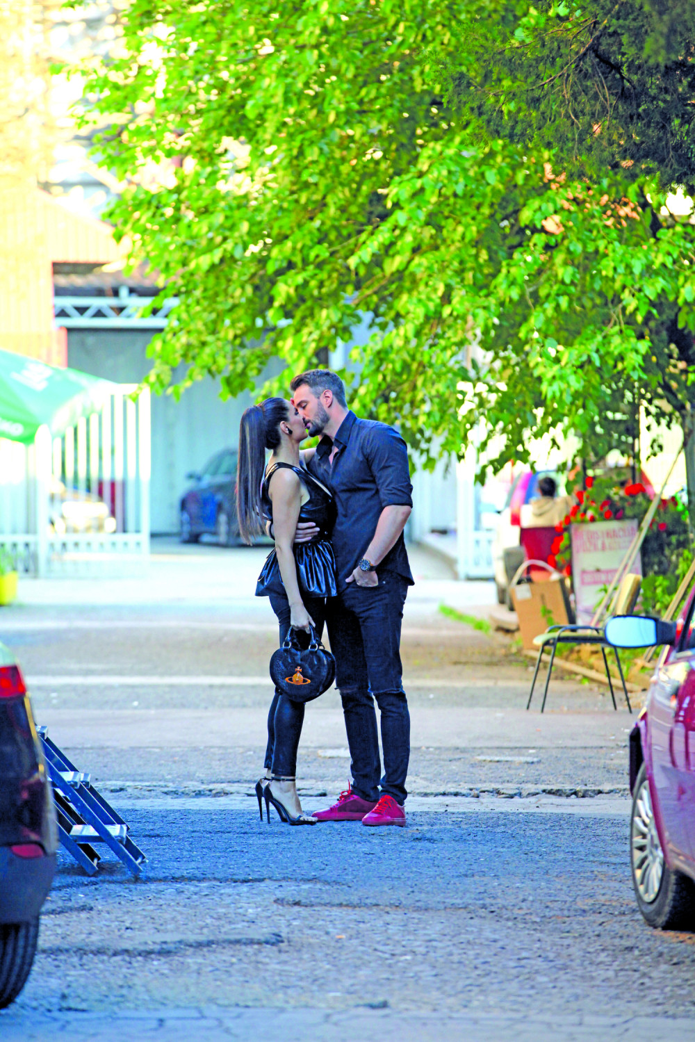 ŠOK! Popularna srpska pevačica progovorila o braku, a njena izjava je ZAPREPASTILA SVE!