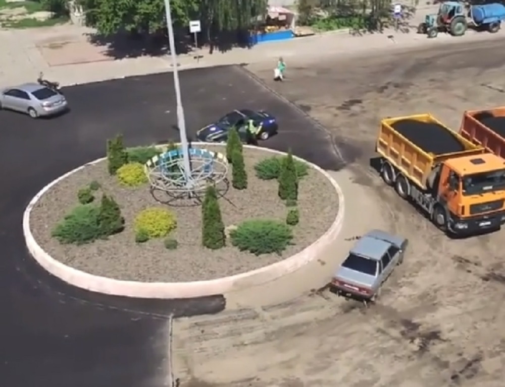 Jurnjava policije i ovog vozača nasmejaće vas do suza (VIDEO)