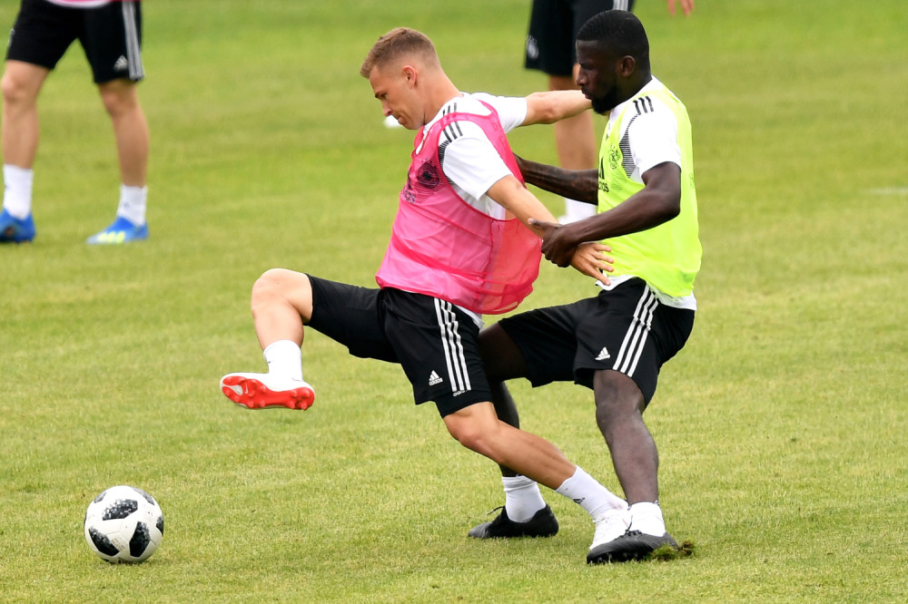 Kimih i Rudiger se umalo potukli, Klose sprečio haos! (FOTO)