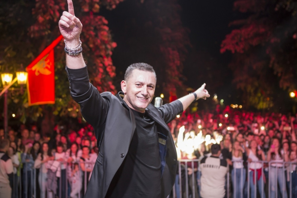 Šako otkrio nove detalje sa ćerkine svadbe i zašto je odmah morala da ide u Francusku