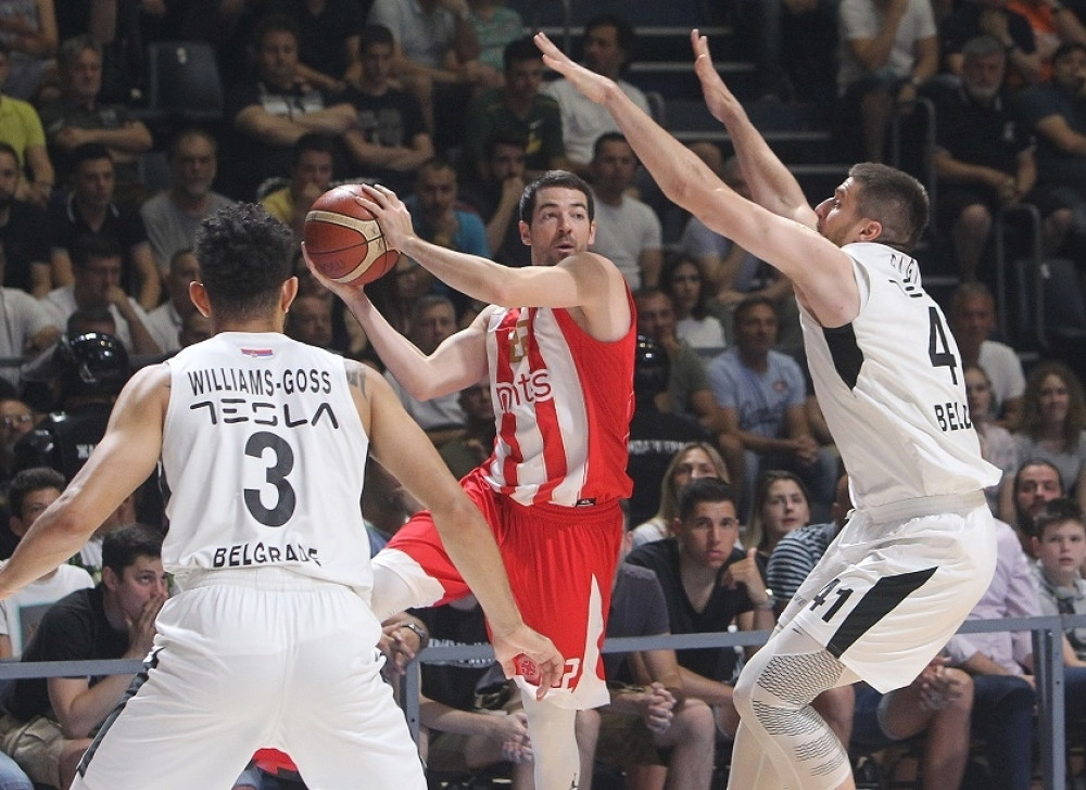 Posle poraza od Partizana NISU HTELI DA IZAĐU U JAVNOST