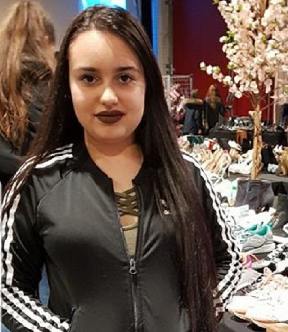 "Suzana, anđele, javi se, tvoje srce nije hladno..."