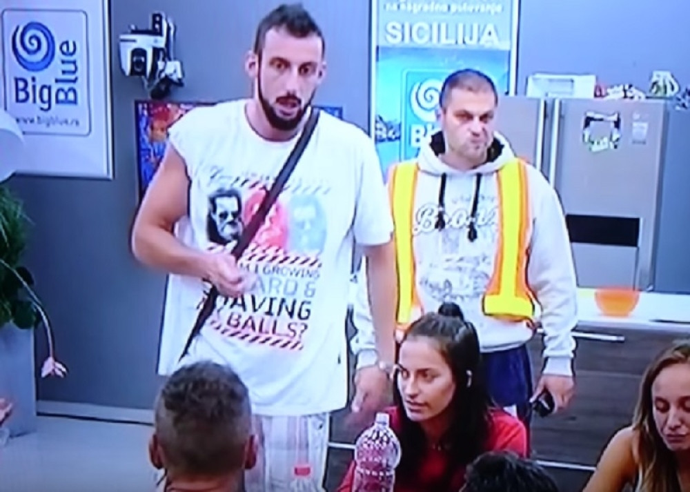 Đekson izazvao haos, nasrnuo na zadrugara, obezbeđenje ih razdvajalo