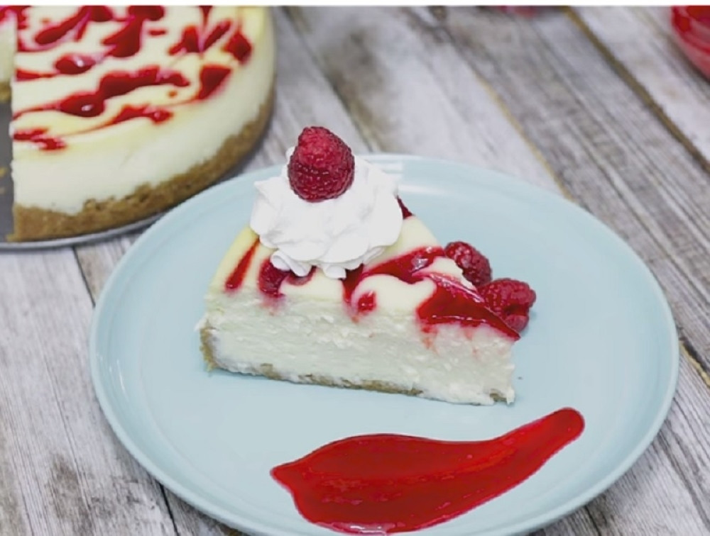 Torta s malinama koja se topi u ustima!