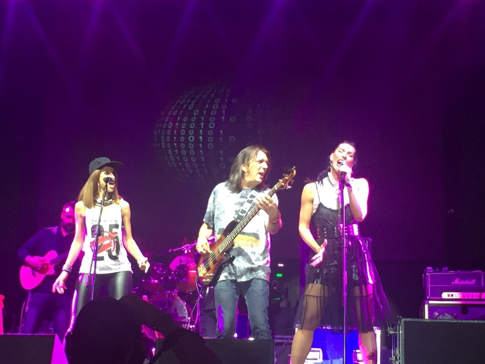 “Neverne bebe” otvorile rok veče na Tašu