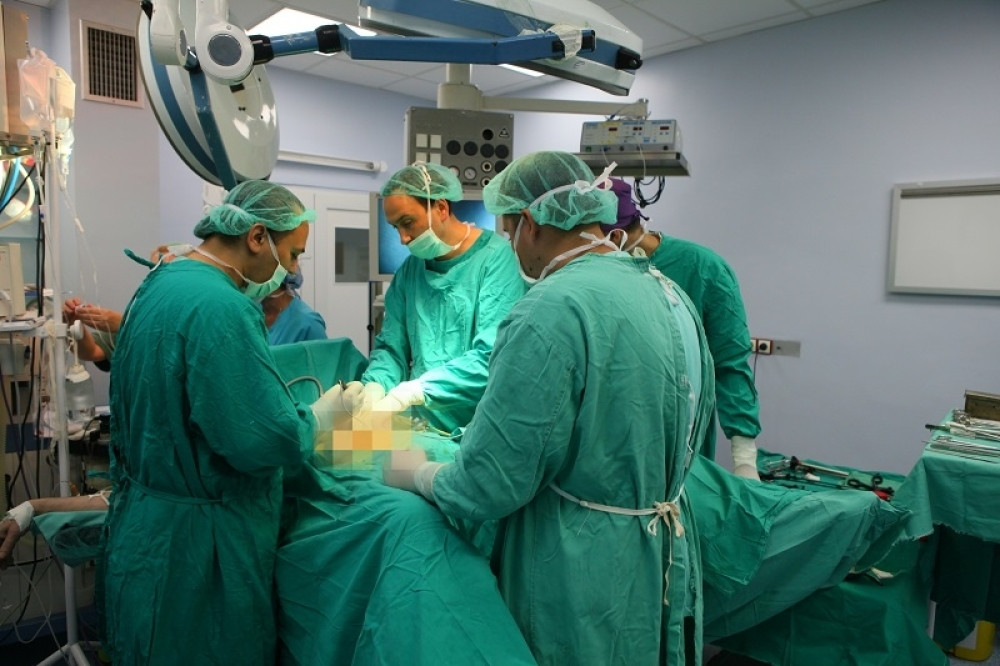 MILIONI ŽIVOTA spaseni su zahvaljujući njemu, a on je svoj POTPUNO UNIŠTIO DROGOM!