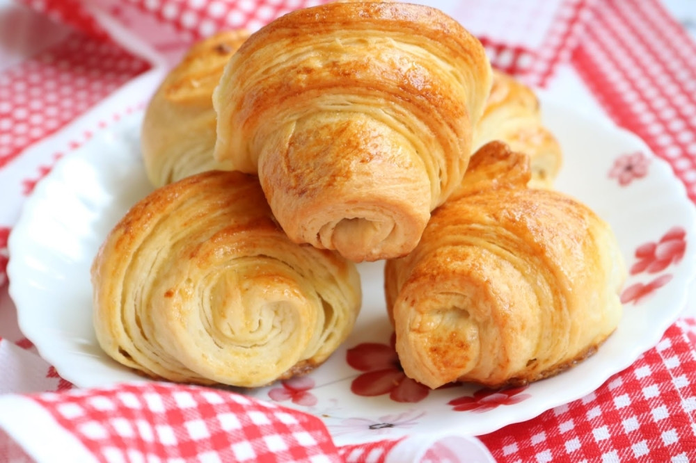 Recept za najlepše KIFLICE! Njihovo testo mekano je kao DUŠA, poješćete ih u SLAST!