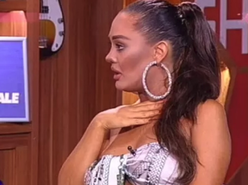 PRVA OBJAVA POSLE OČEVE SMRTI: Ana Korać potresnom porukom rasplakala sve... Ono što je napisala nateraće vam suze na oči (FOTO)