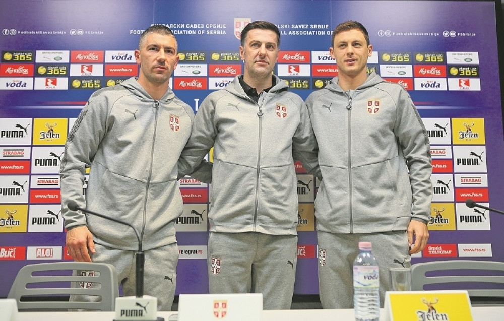 Sadi dunju, kajsiju i šljivu! Fudbal ga ne zanima!