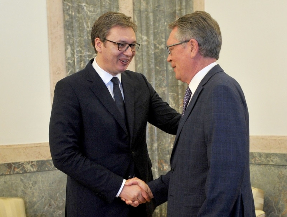 Vučić od Čepurina dobio POKLON koji niko nije očekivao! (FOTO)