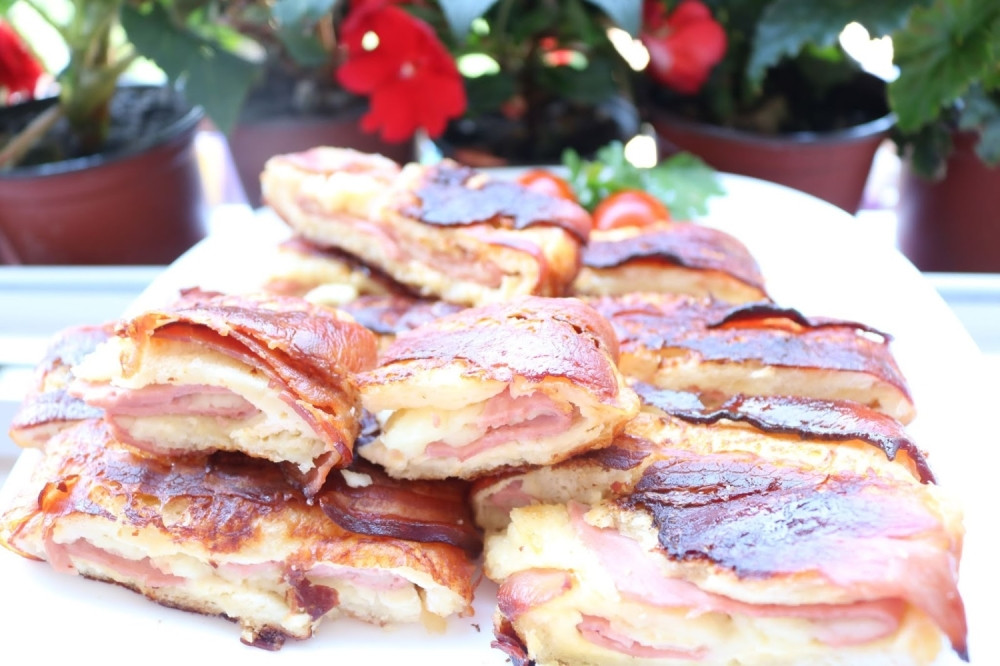 Slani rolat od peglanog hleba