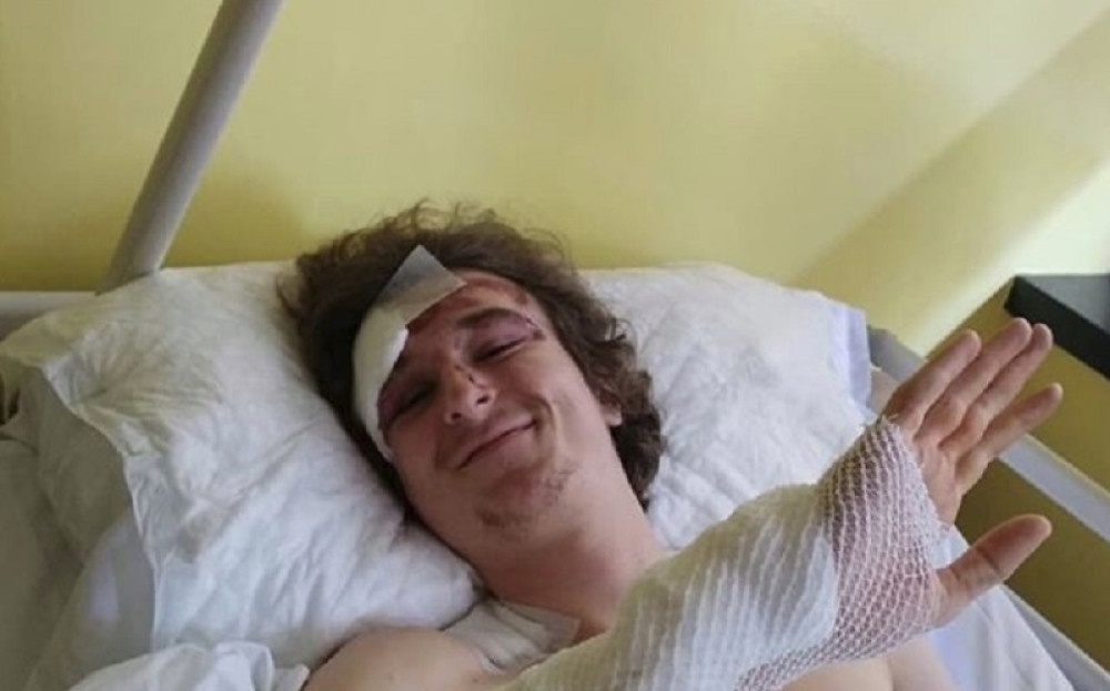 Sin poznate pevačice PAO pod policijski auto, kola ga VUKLA 30 metara