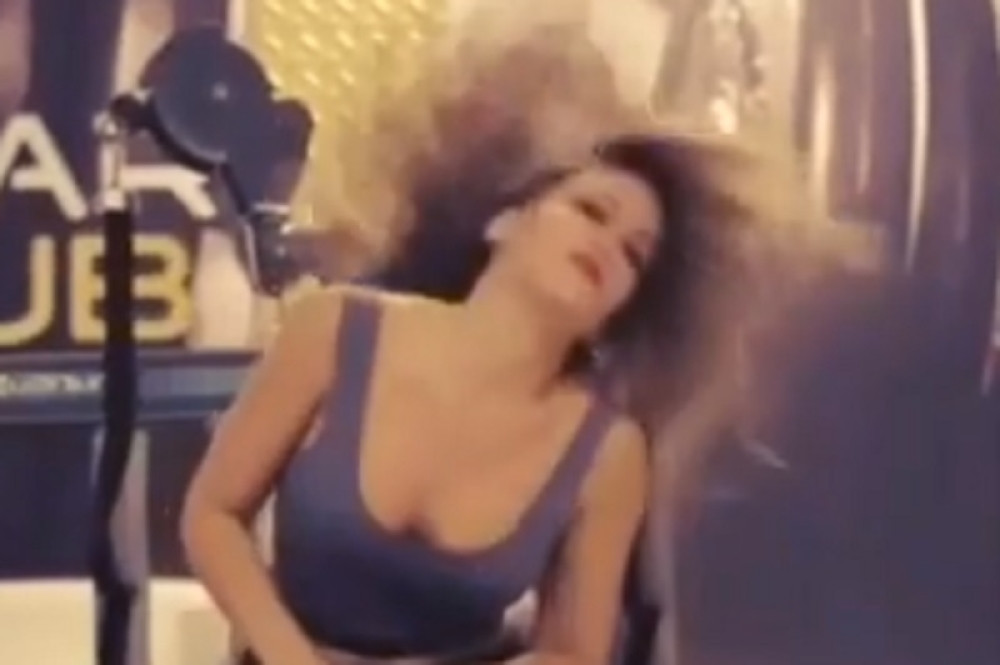 Prišlo joj je čak osam fudbalera na Mondijalu, samo JEDAN može da "ZAVRŠI POSAO" (FOTO+VIDEO)