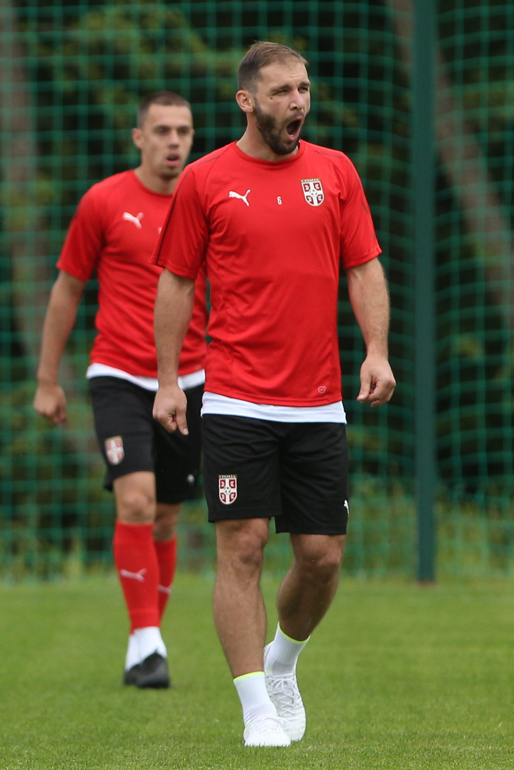 Bane se nije slikao u avionu sa njima, A SADA...