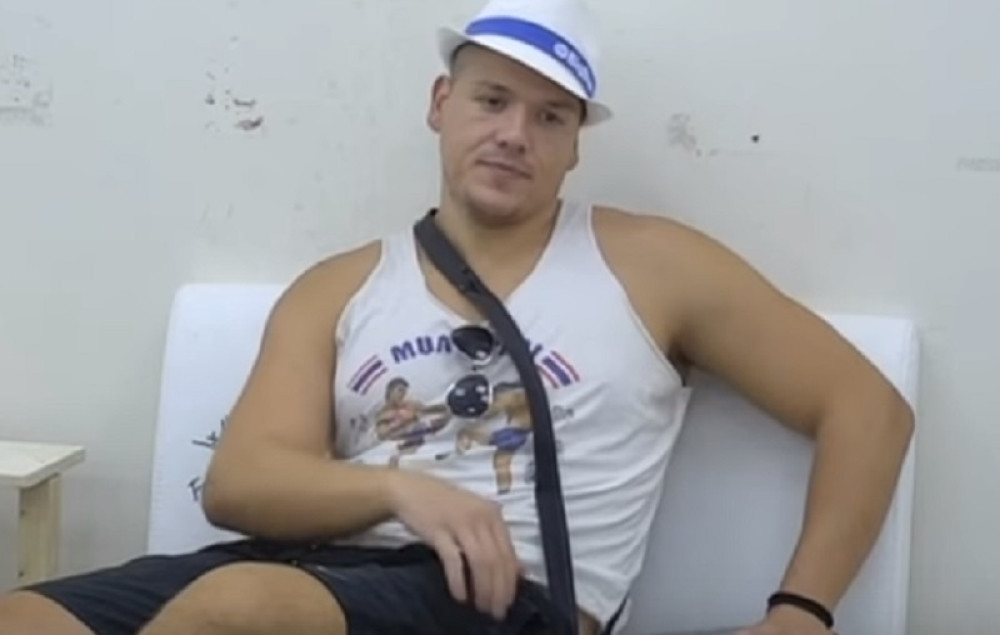 Luna ponovo NAMAMILA Slobu, PRODAO SE za ovo!