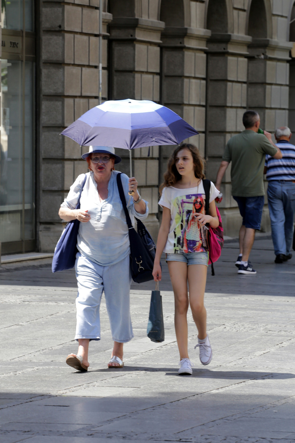RHMZ izdao upozorenje na velike vrućine! Trajaće dugo i biće žestoko (FOTO)