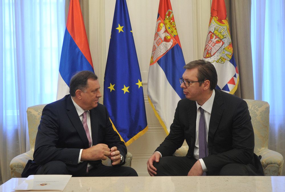 UCENJUJU SRBIJU DA UDARI NA DODIKA Zapad hoće da smesti predsedniku Srpske, a ovo je njihov pakleni plan